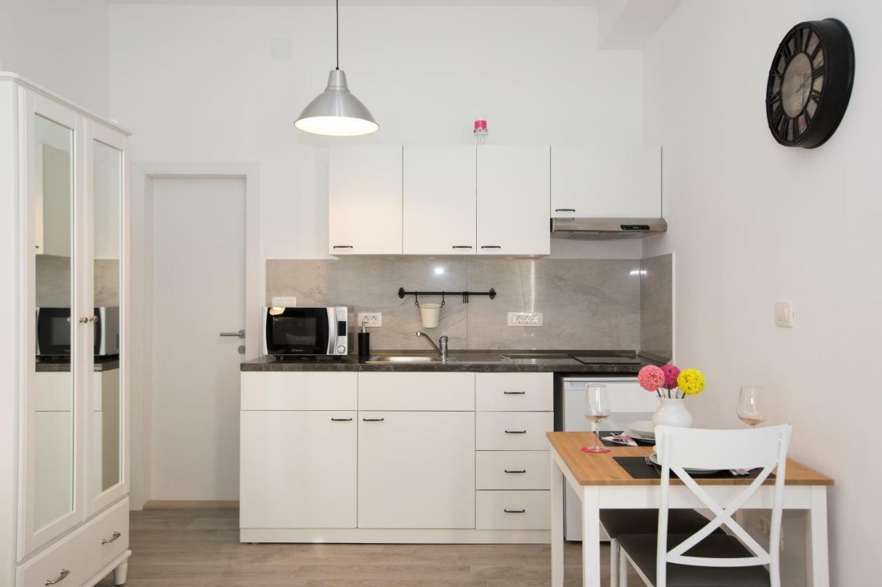 Apartman Lorka *